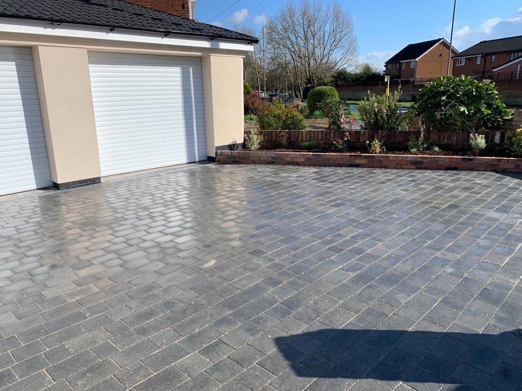 paving & driveway specialist Liverpool